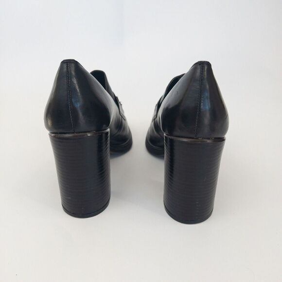 Bernardo Leather Round Toe Chunky Heel Pump Size 9.5M Office - Picture 4 of 7